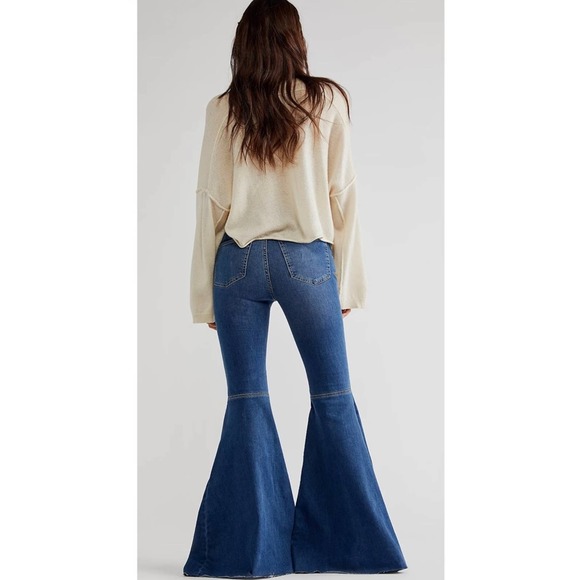 Free People Just Float On Flare Jeans - Picture 3 of 9